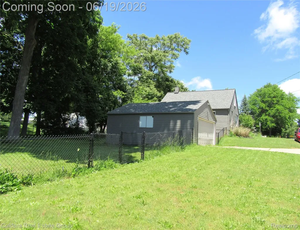 4251 Quebec Street Auburn Hills City MI 48326