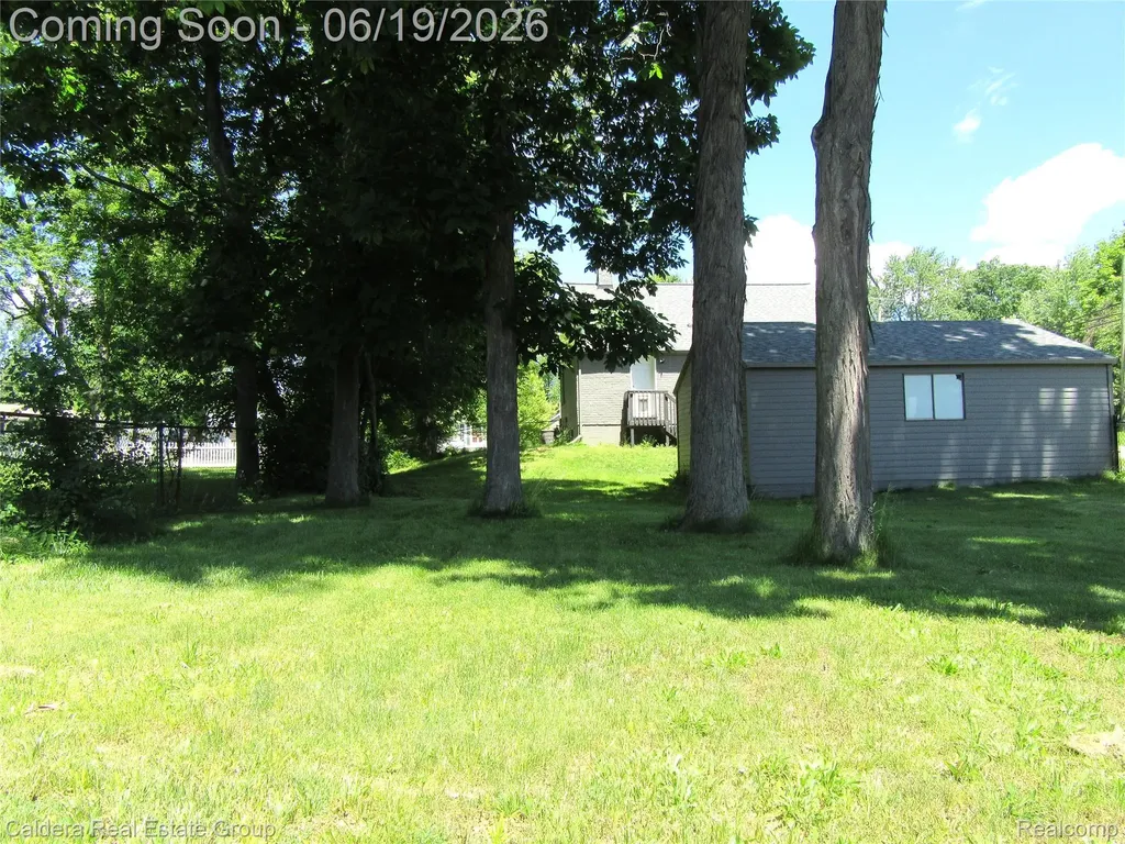 4251 Quebec Street Auburn Hills City MI 48326