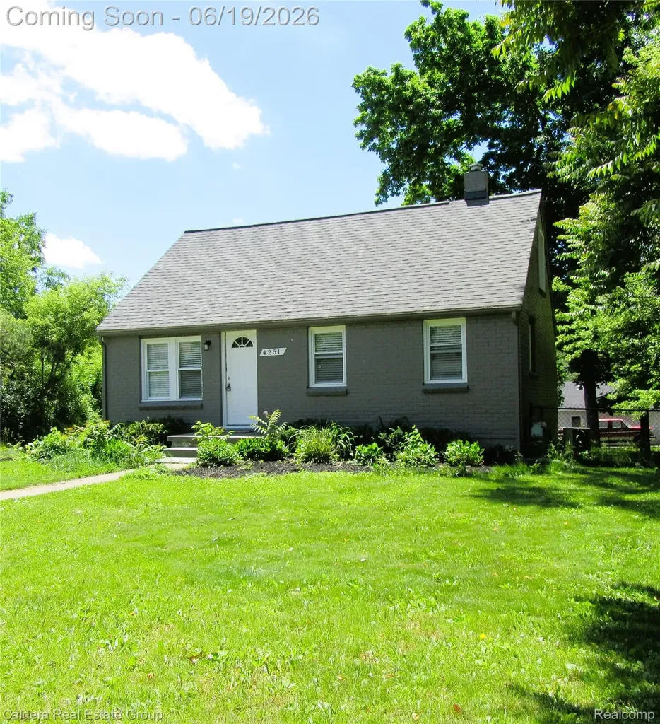 4251 Quebec Street Auburn Hills City MI 48326