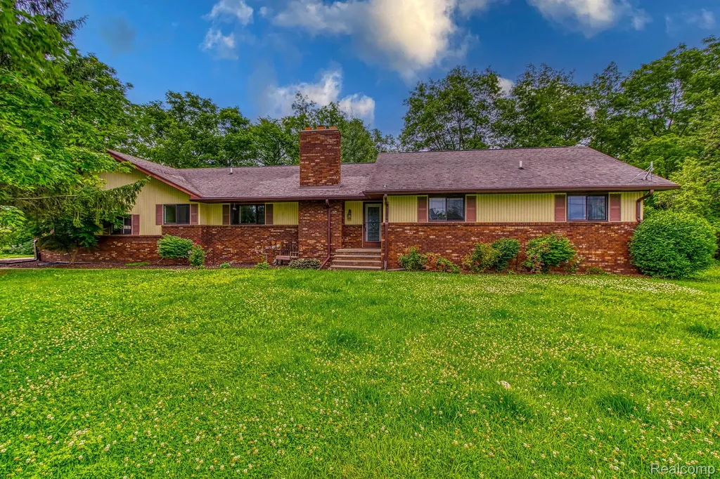 12012 Belle River Road Riley Township MI 48041