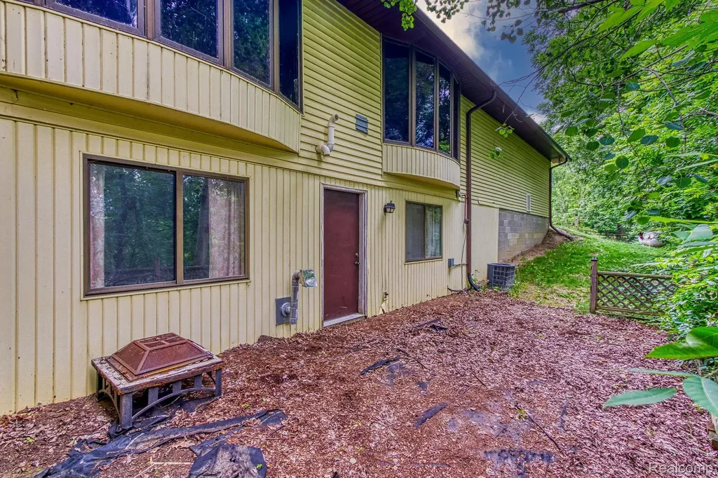 12012 Belle River Road Riley Township MI 48041