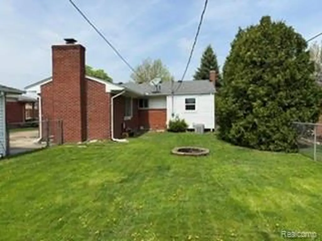 14137 Berkshire Street Riverview City MI 48193