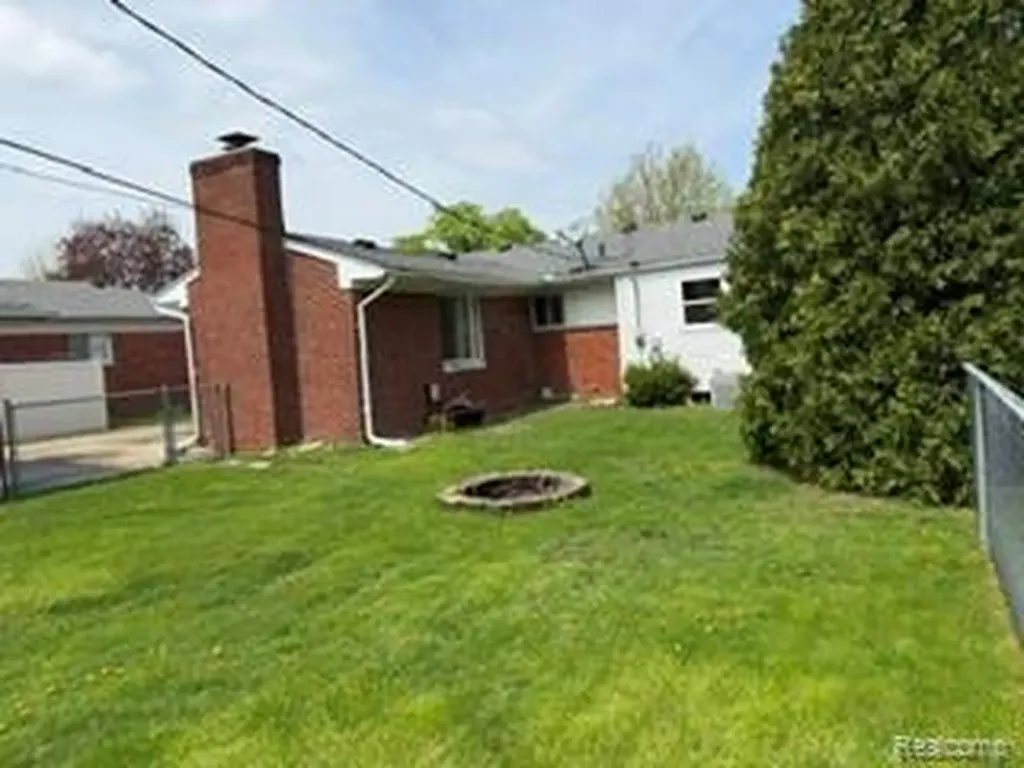 14137 Berkshire Street Riverview City MI 48193