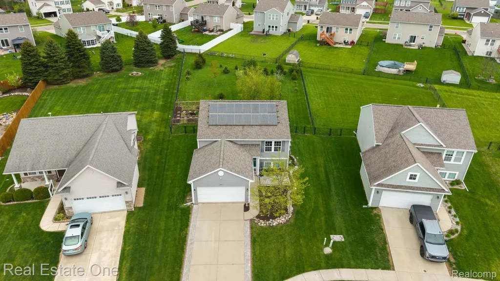 3513 Amber Oaks Drive Howell Township MI 48855