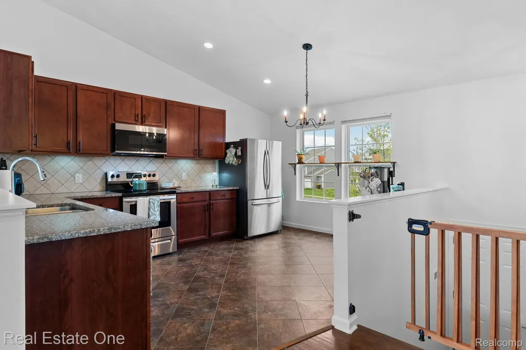 3513 Amber Oaks Drive Howell Township MI 48855