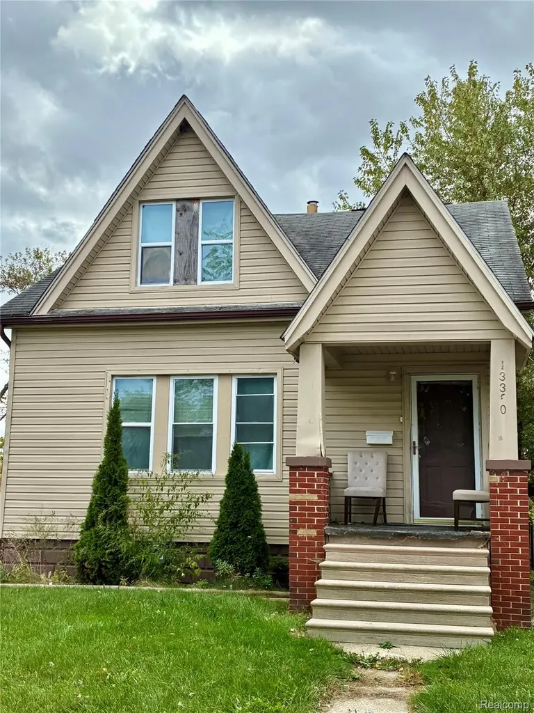 13350 Tacoma Street Detroit City MI 48205