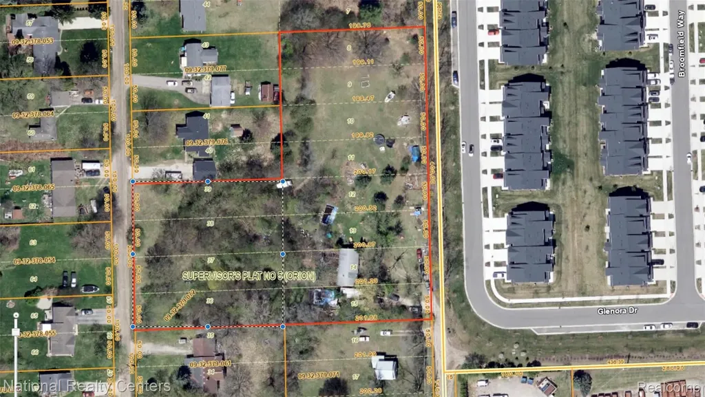 4900 Estes Drive Orion Charter Township MI 48359