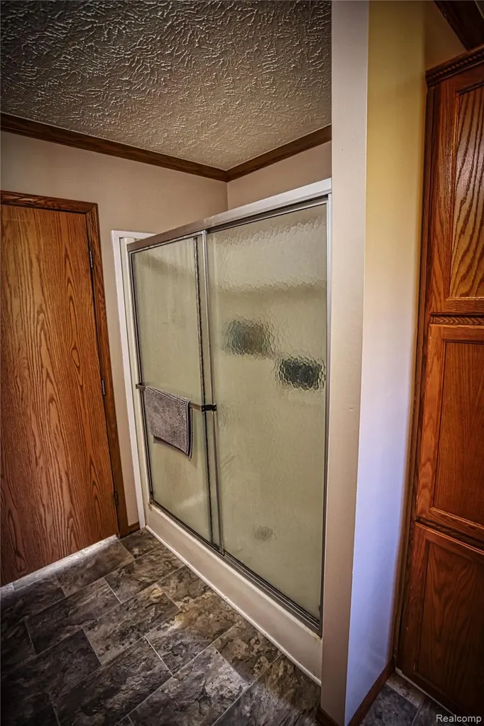 280 Pompano Court Lapeer Township MI 48446