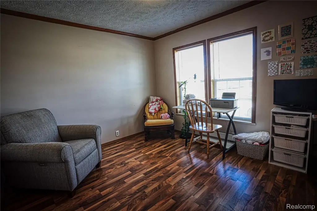 280 Pompano Court Lapeer Township MI 48446