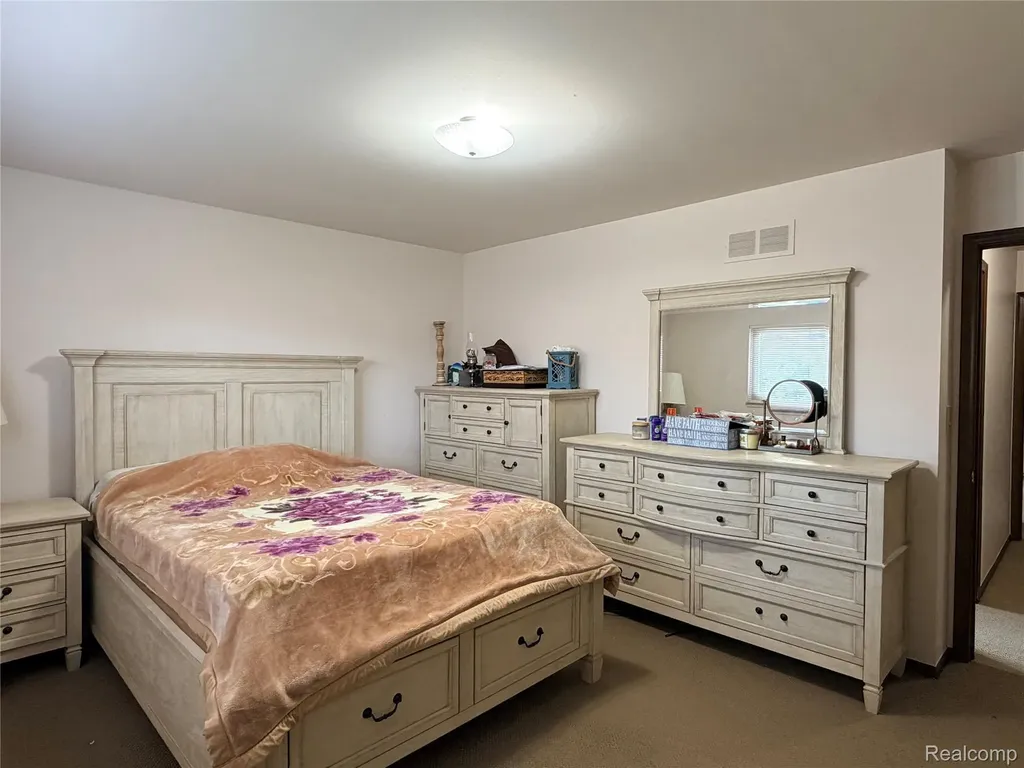 35774 Annette Drive Sterling Heights City MI 48310