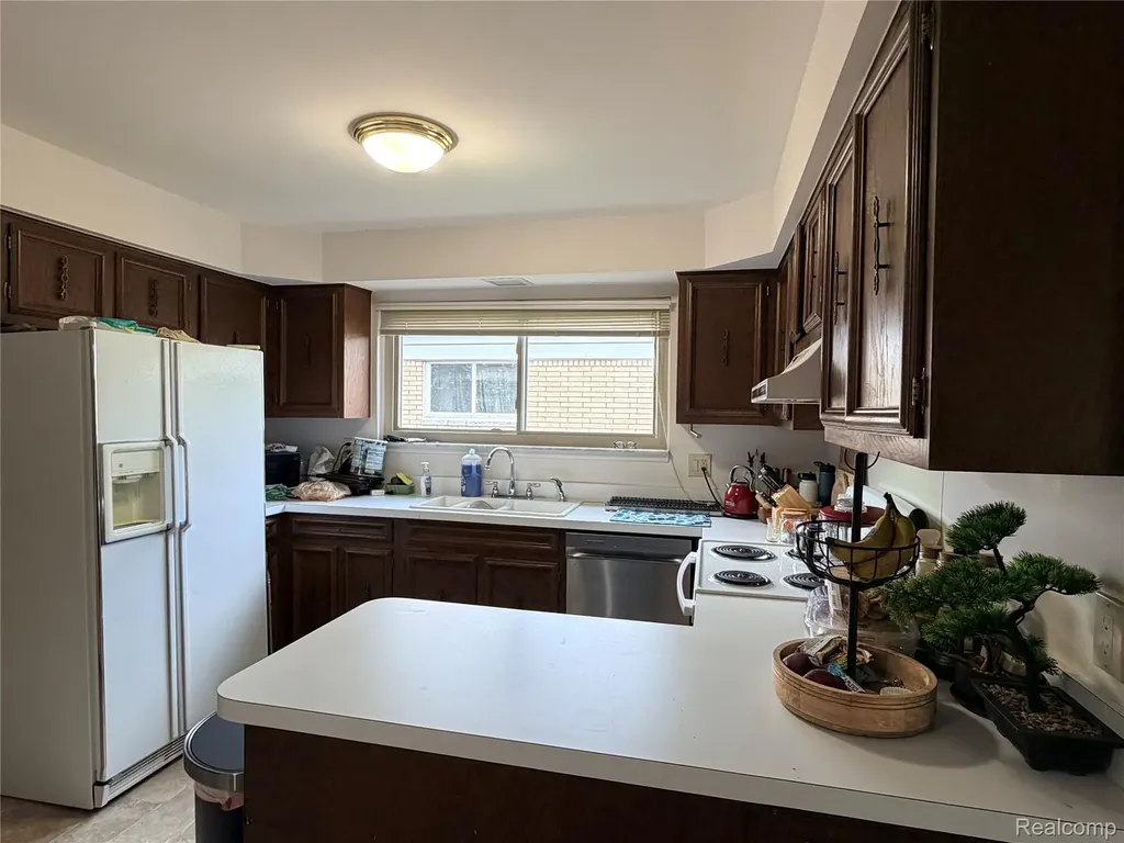 35774 Annette Drive Sterling Heights City MI 48310