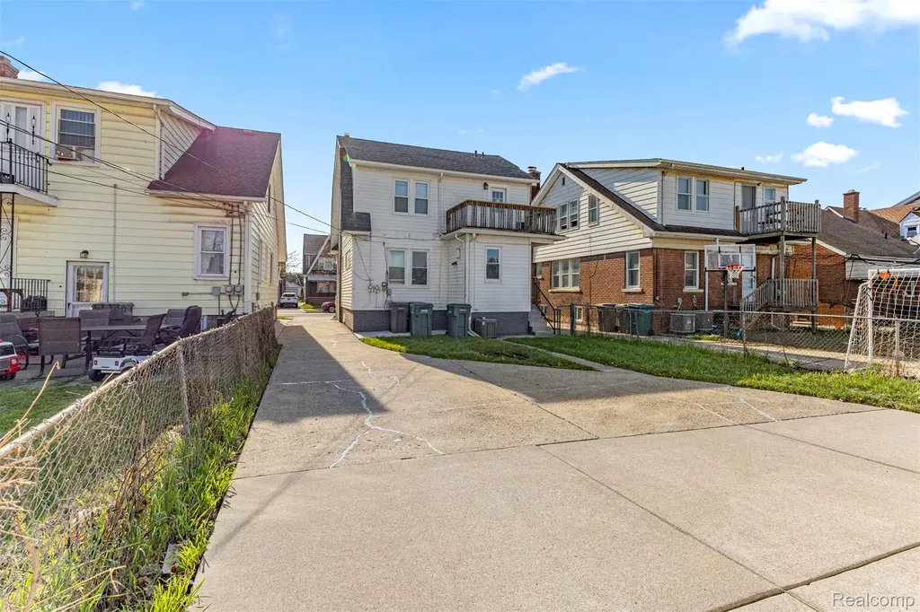 6842 Jonathon Street Dearborn City MI 48126