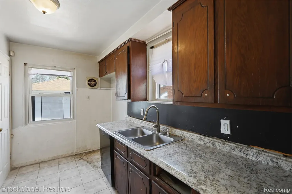 20247 Prevost Street Detroit City MI 48235