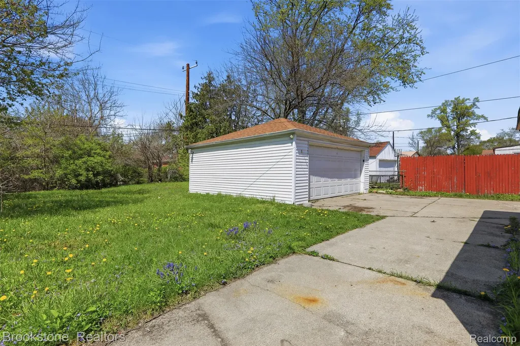 20247 Prevost Street Detroit City MI 48235