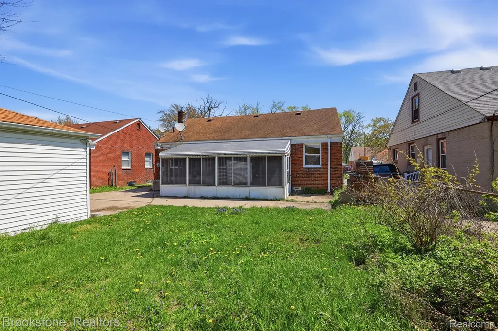 20247 Prevost Street Detroit City MI 48235