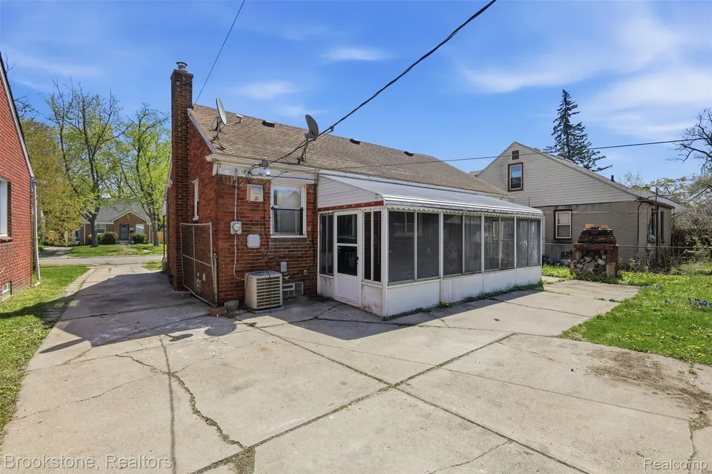 20247 Prevost Street Detroit City MI 48235