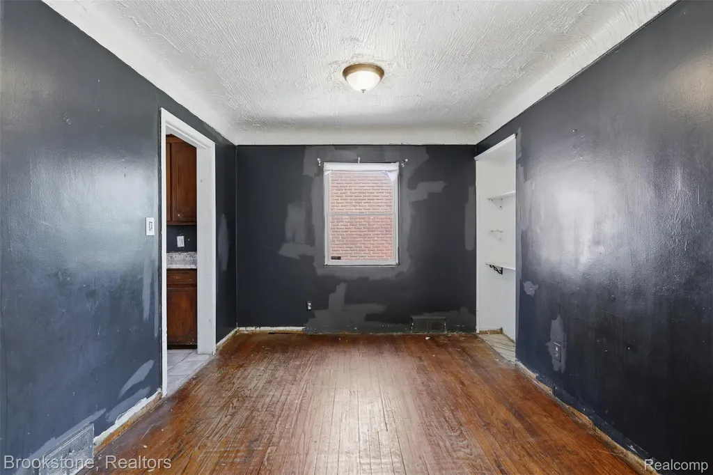 20247 Prevost Street Detroit City MI 48235