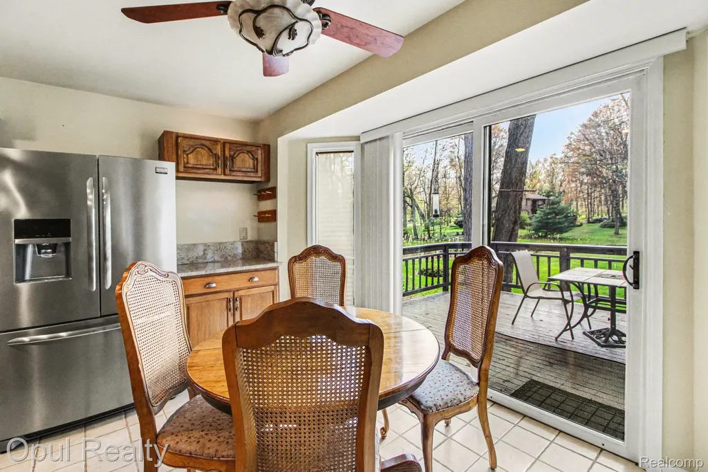 3575 Clark Circle Commerce Charter Township MI 48382