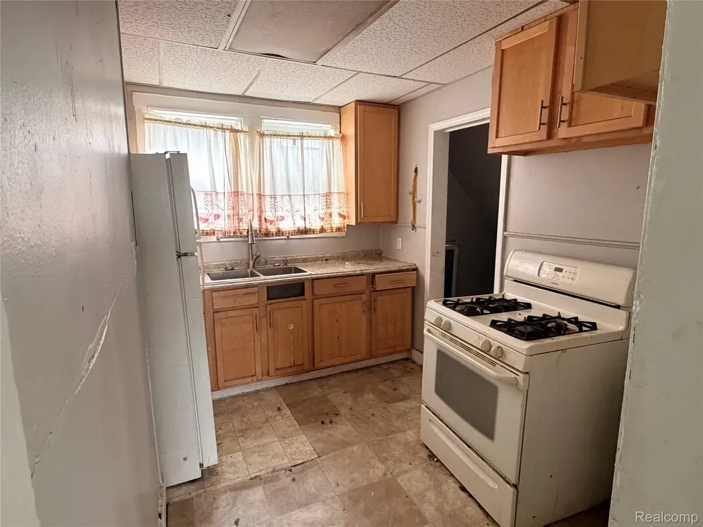 14002 Vaughan Street Detroit City MI 48223