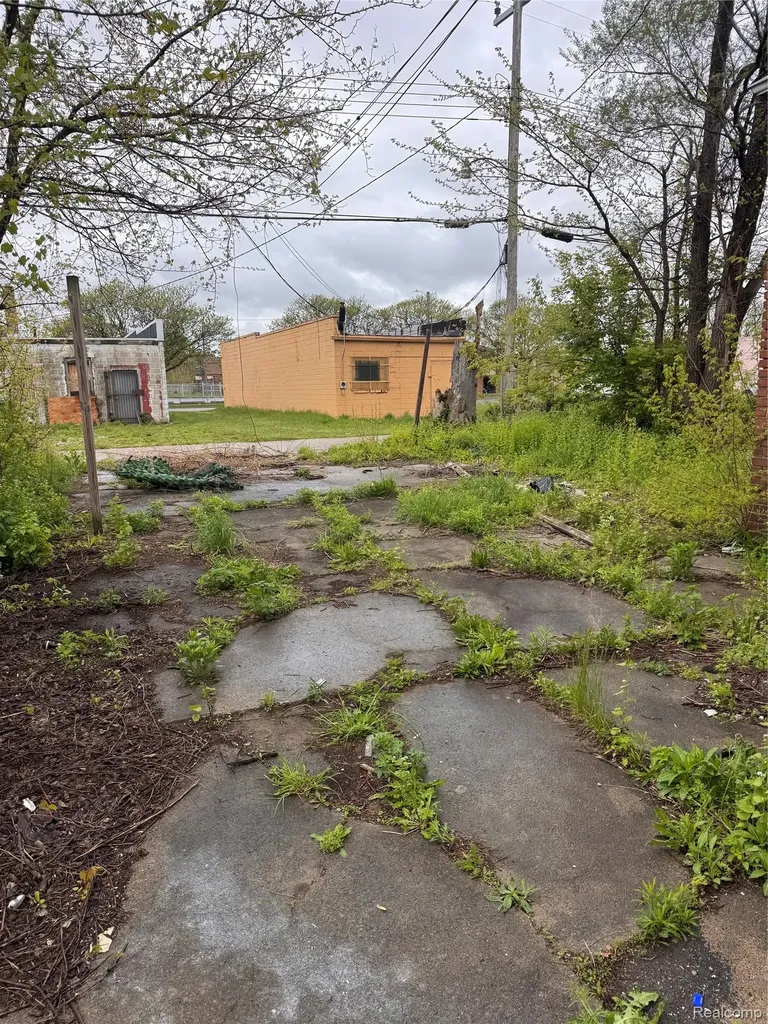 15773 Kentucky Street Detroit City MI 48238
