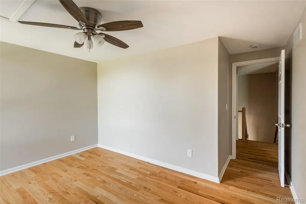 2011 Thornhill Place Detroit City MI 48207