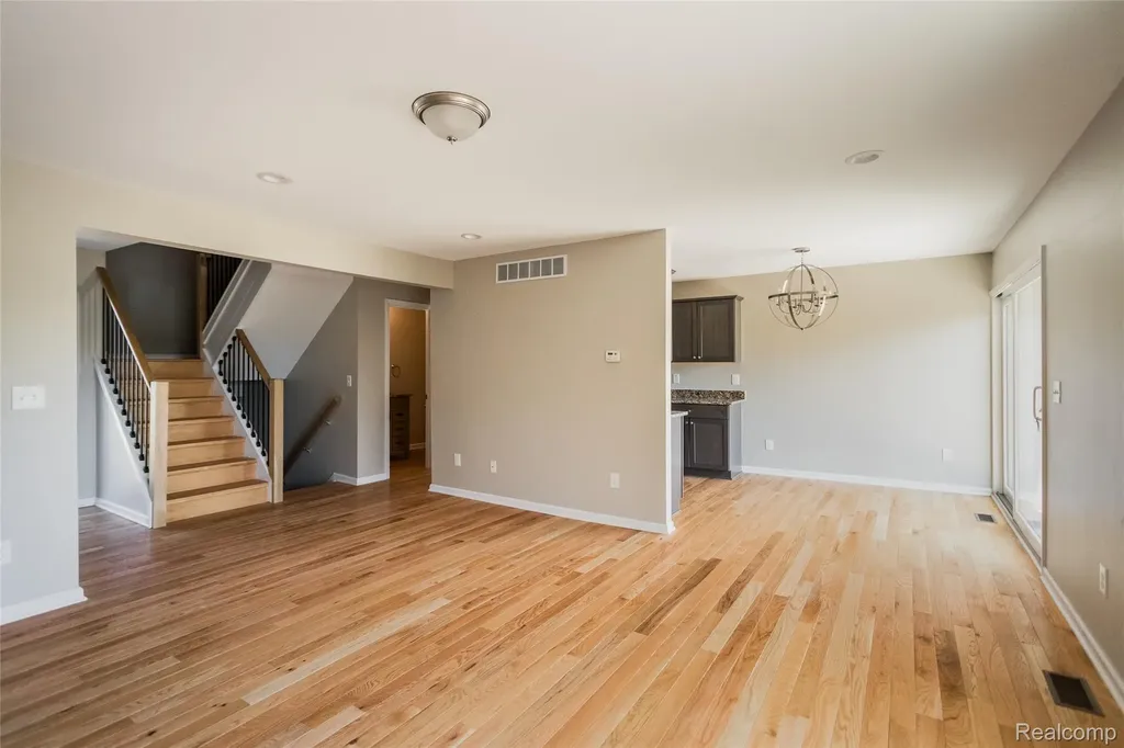 2011 Thornhill Place Detroit City MI 48207