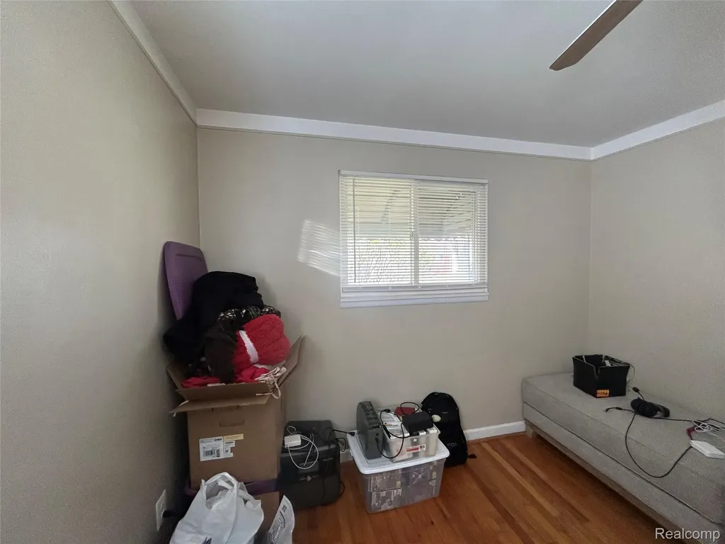 28810 Townley Street Madison Heights City MI 48071