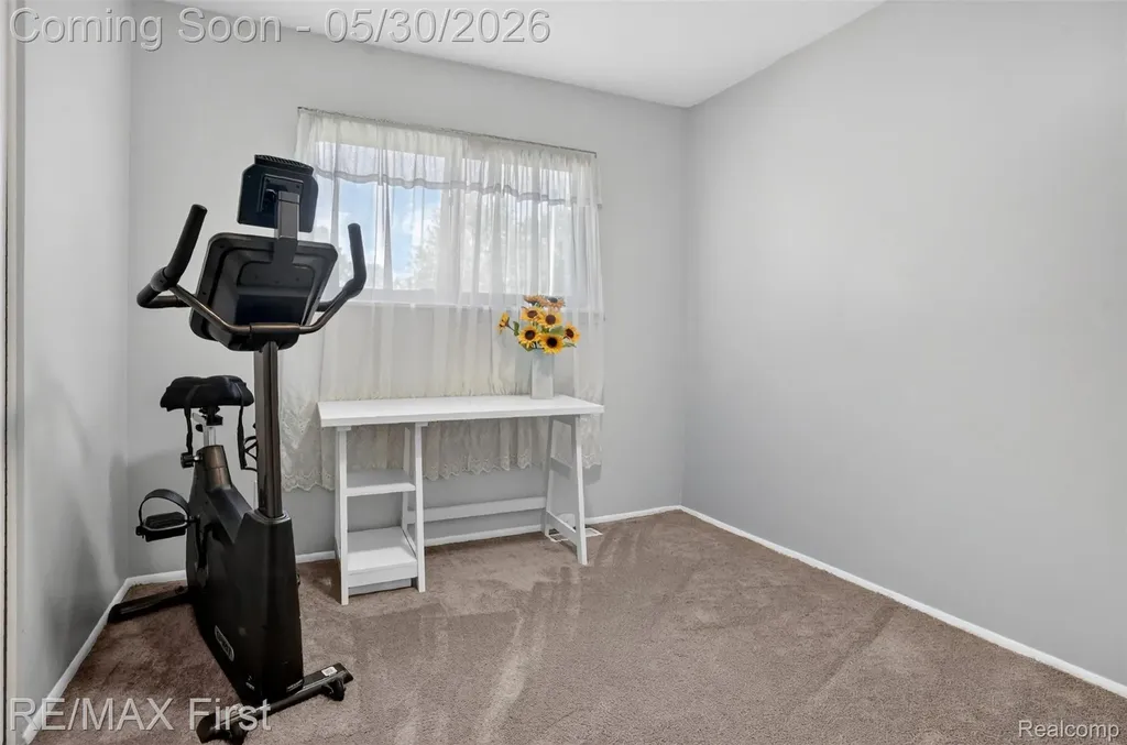 12582 Bender Drive Sterling Heights City MI 48313