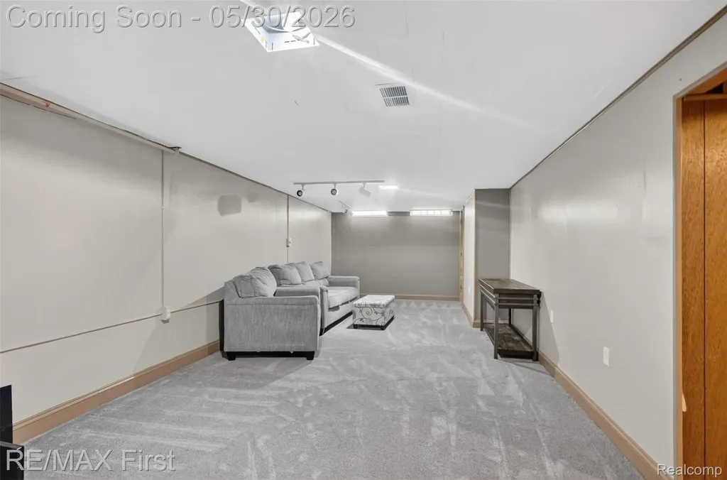 12582 Bender Drive Sterling Heights City MI 48313