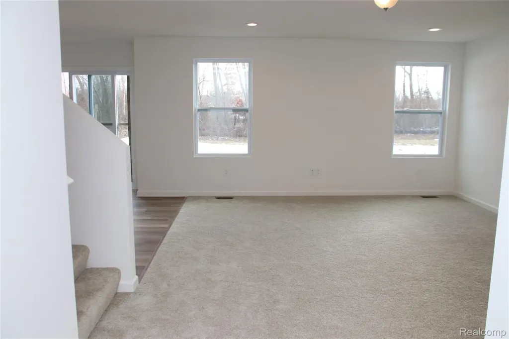 6007 Huron River Lane Ypsilanti Charter Township MI 48197