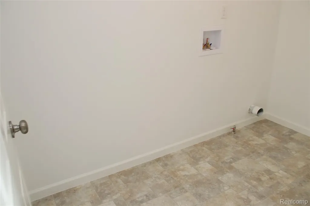 6007 Huron River Lane Ypsilanti Charter Township MI 48197