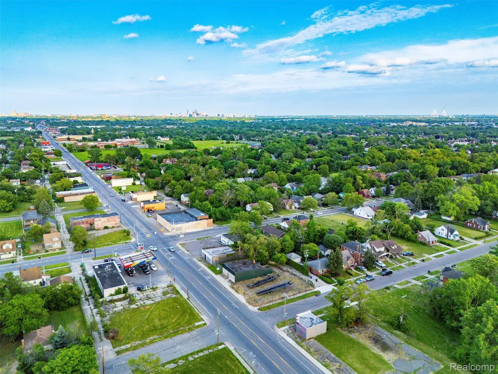 12735 W Chicago Street Detroit City MI 48228