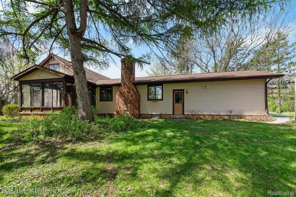 9050 Earhart Road Northfield Township MI 48178