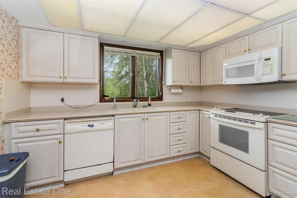 9050 Earhart Road Northfield Township MI 48178