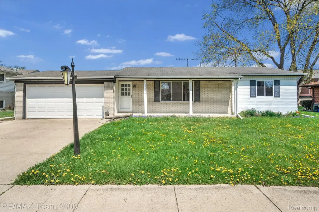 23611 Aviva Street Clinton Charter Township MI 48035