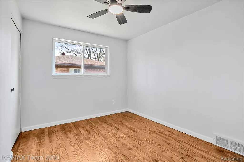 23611 Aviva Street Clinton Charter Township MI 48035