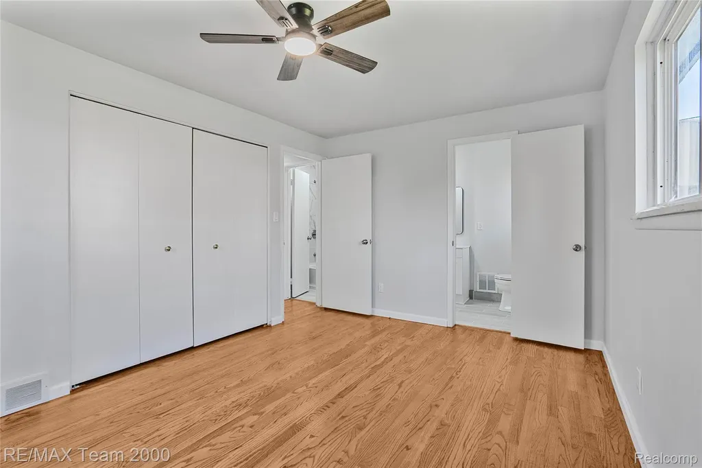 23611 Aviva Street Clinton Charter Township MI 48035