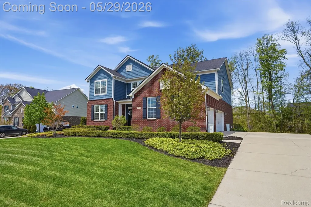 51572 Wales Court Lyon Charter Township MI 48178
