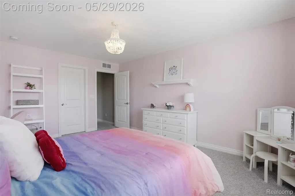 51572 Wales Court Lyon Charter Township MI 48178