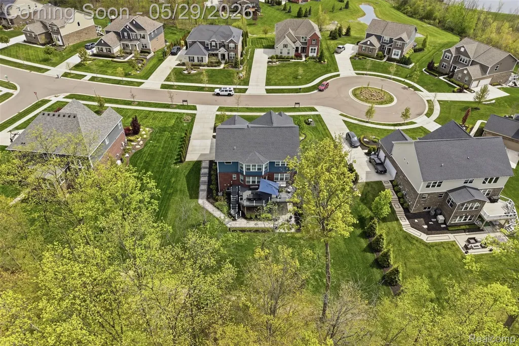 51572 Wales Court Lyon Charter Township MI 48178