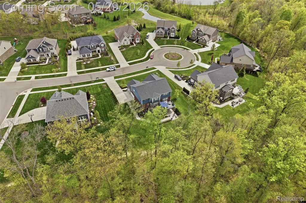 51572 Wales Court Lyon Charter Township MI 48178