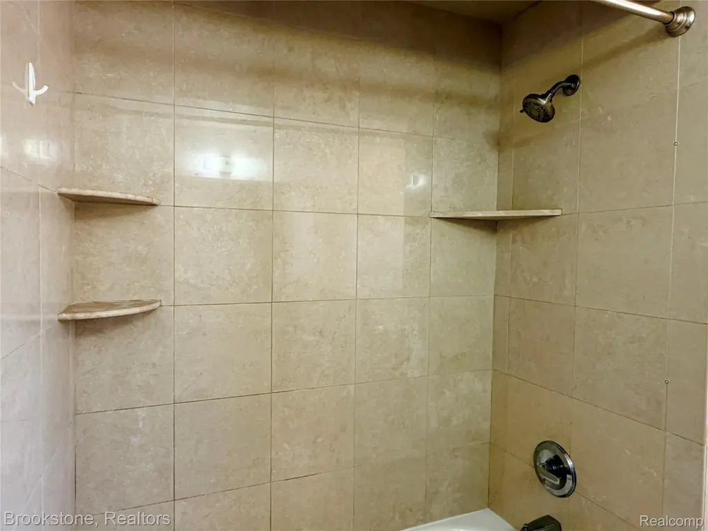 8912 Ardel Drive Sterling Heights City MI 48314