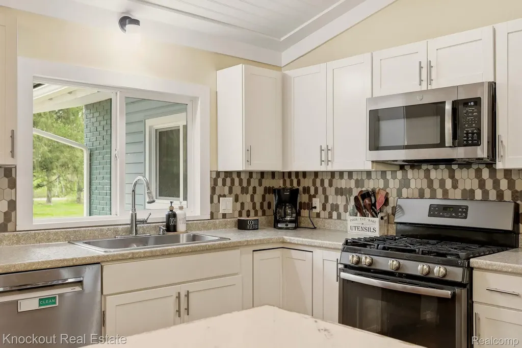 12452 Canada Road Birch Run Township MI 48415