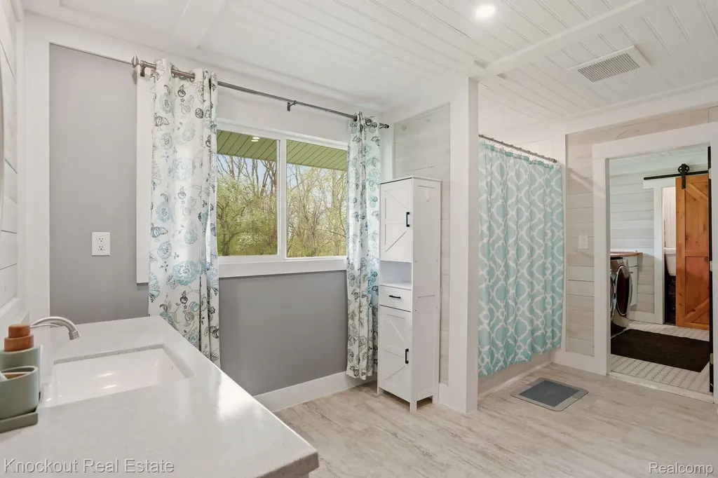 12452 Canada Road Birch Run Township MI 48415