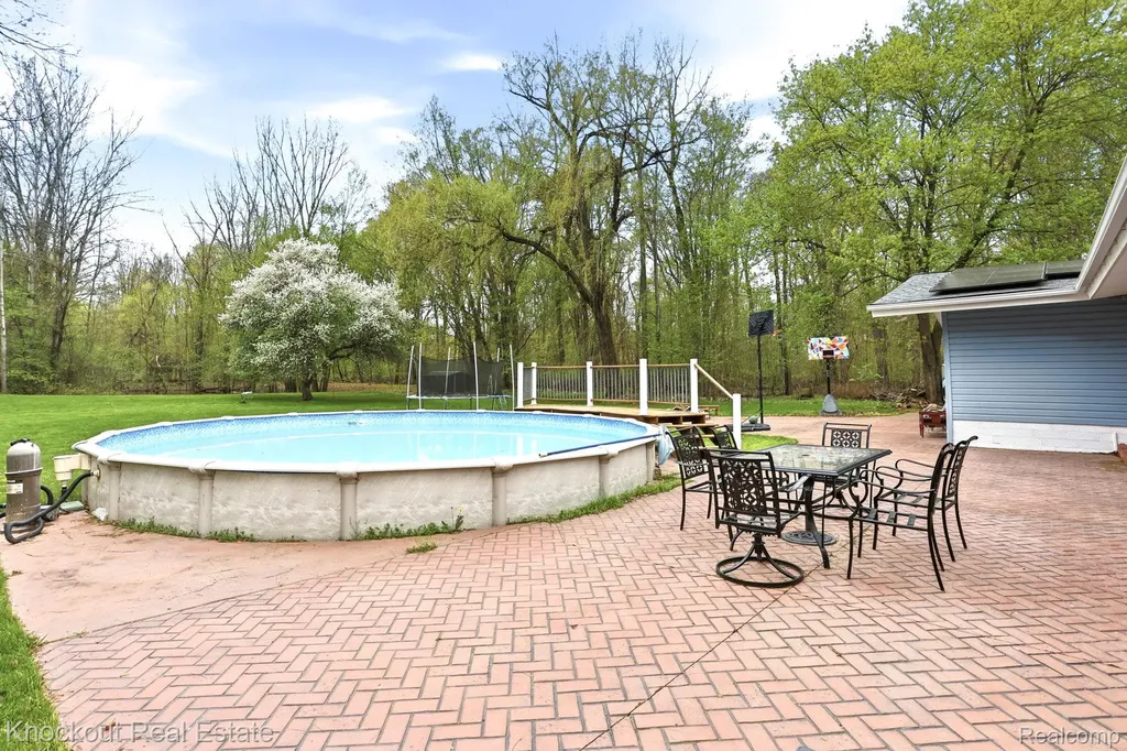 12452 Canada Road Birch Run Township MI 48415
