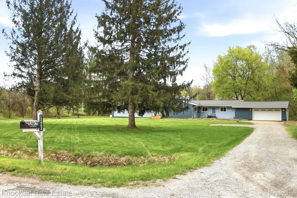 12452 Canada Road Birch Run Township MI 48415
