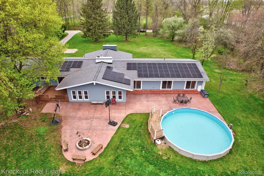 12452 Canada Road Birch Run Township MI 48415