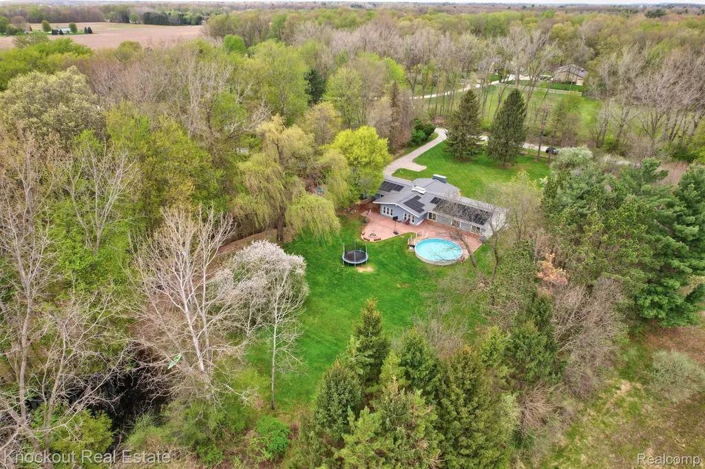 12452 Canada Road Birch Run Township MI 48415