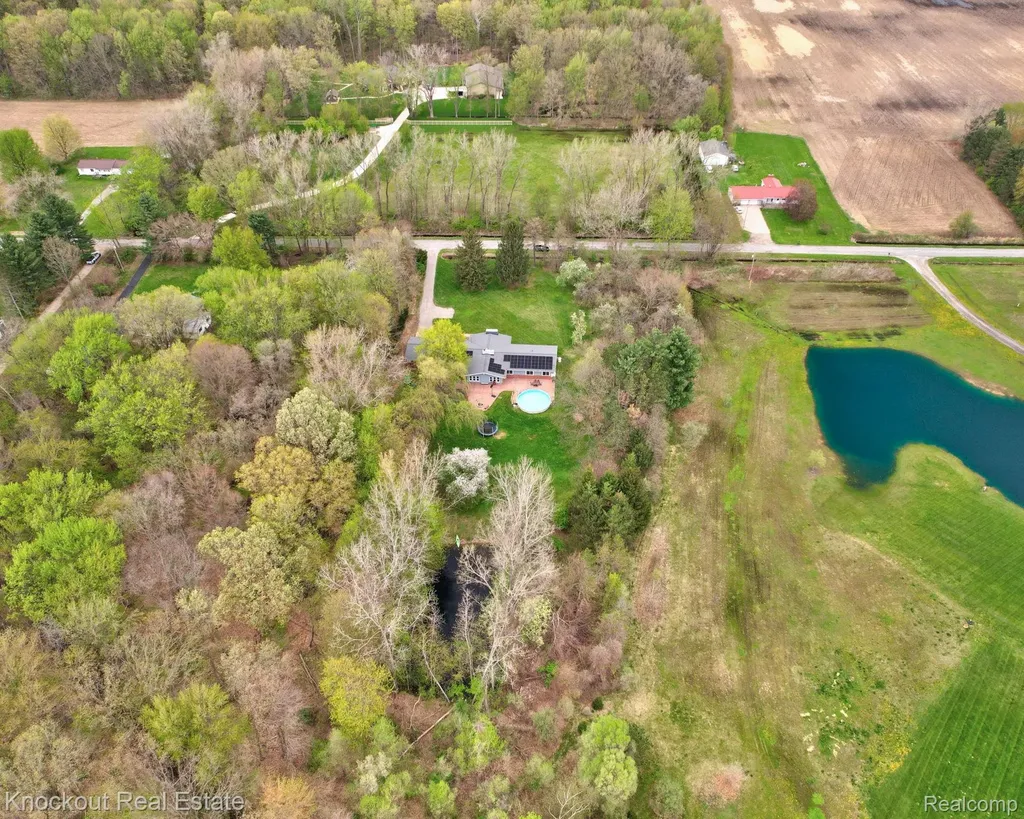 12452 Canada Road Birch Run Township MI 48415