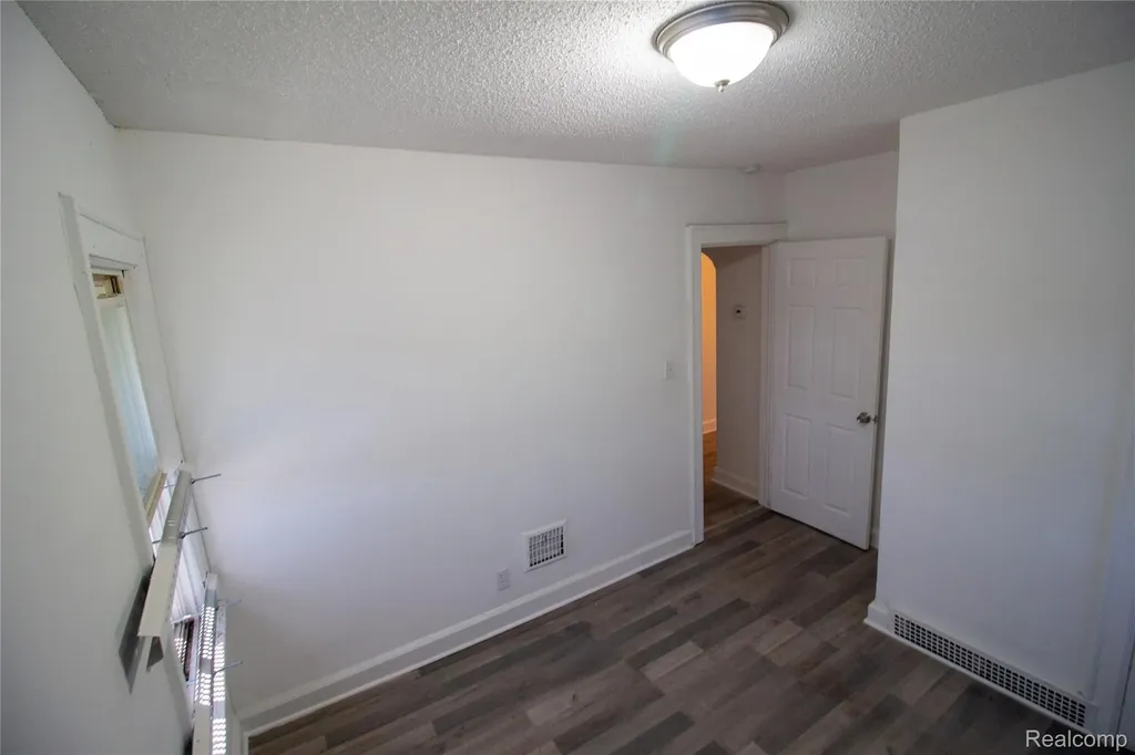 15340 Evanston Street Detroit City MI 48224